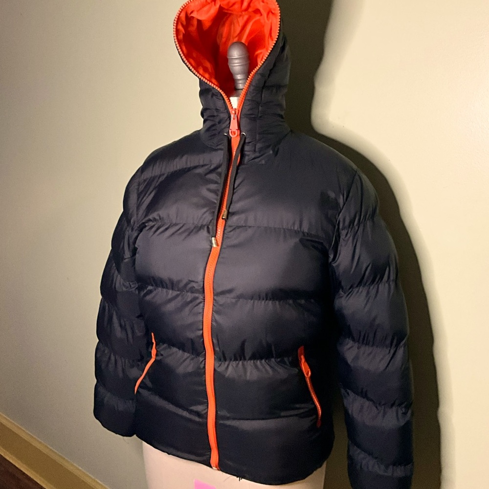 Jing Dian hooded puffer jacket for women size XL, length 26 1/2 inch